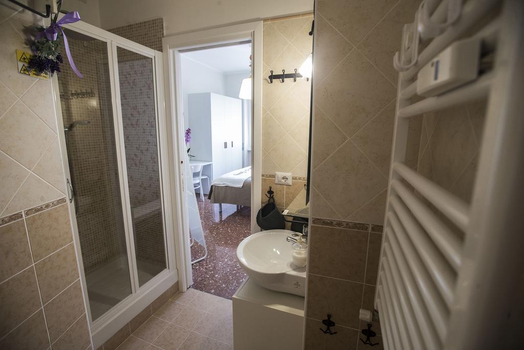 Hotel A Casa Di Benny Rzym Zewnętrze zdjęcie